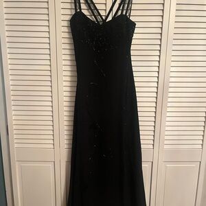 Elegant Strapless Black Evening Dress